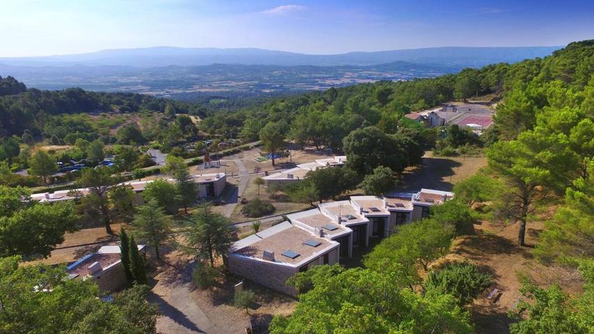Parc de vacances pour 5 personnes, avec terrasse à Murs - 3