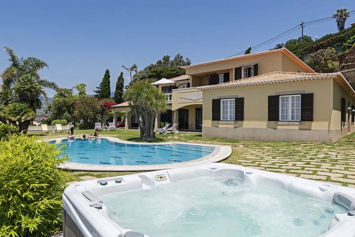 Villa pour 10 personnes, avec piscine ainsi que jacuzzi et jardin, animaux acceptés à Funchal - 3