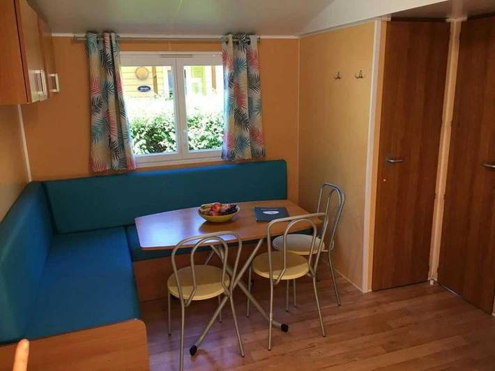 Location de vacances pour 6 personnes, avec Terrasse ainsi que Bassin pour enfant et Piscine dans Audinac-les-Bains - 4