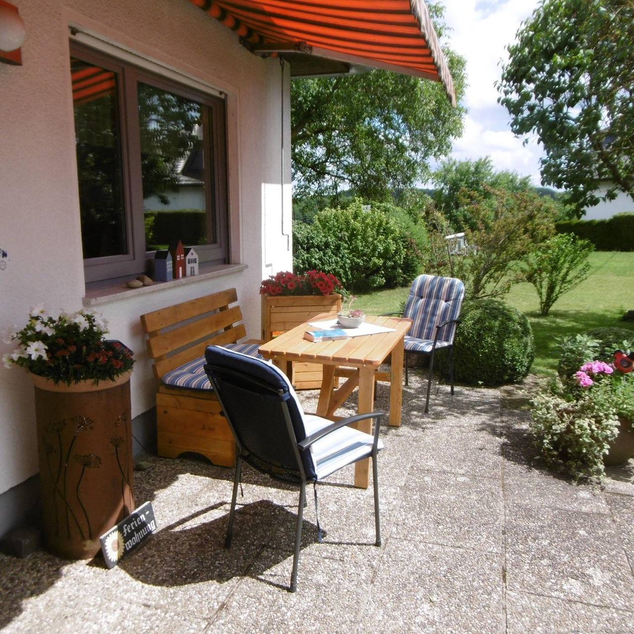 Ganze Ferienwohnung, Appartement/Fewo, Bad, Wc, 1 Schlafraum in Emmelshausen, Hunsrück