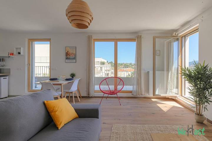 Gîte pour 2 personnes, avec balcon à Dardilly - 2