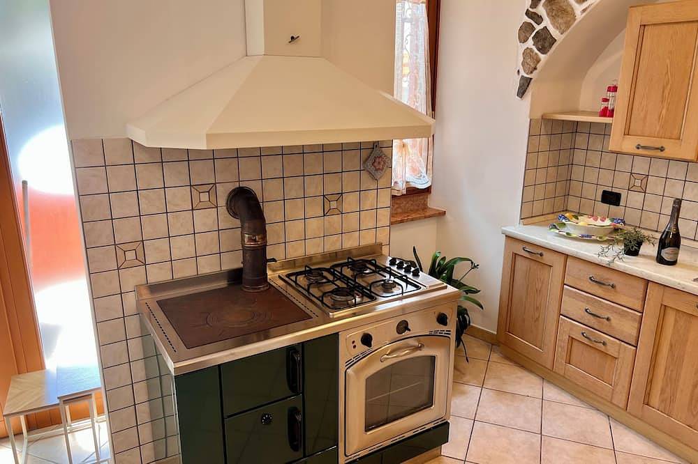 Ganze Wohnung, Al Volt Apartment in Tenno, Gardasee-Berge