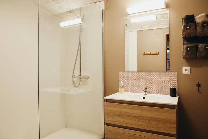 Gîte pour 9 personnes, avec terrasse et jardin à Verviers - 4