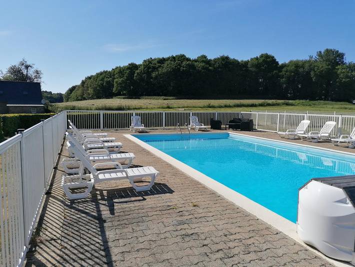 Gîte pour 8 personnes, avec piscine et jardin à Languidic - 2