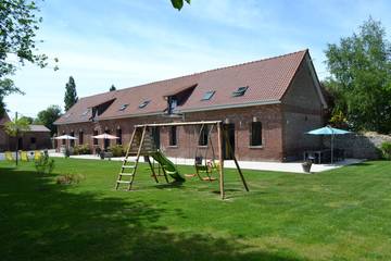 Gîte pour 12 personnes, avec jardin et terrasse dans Baromesnil