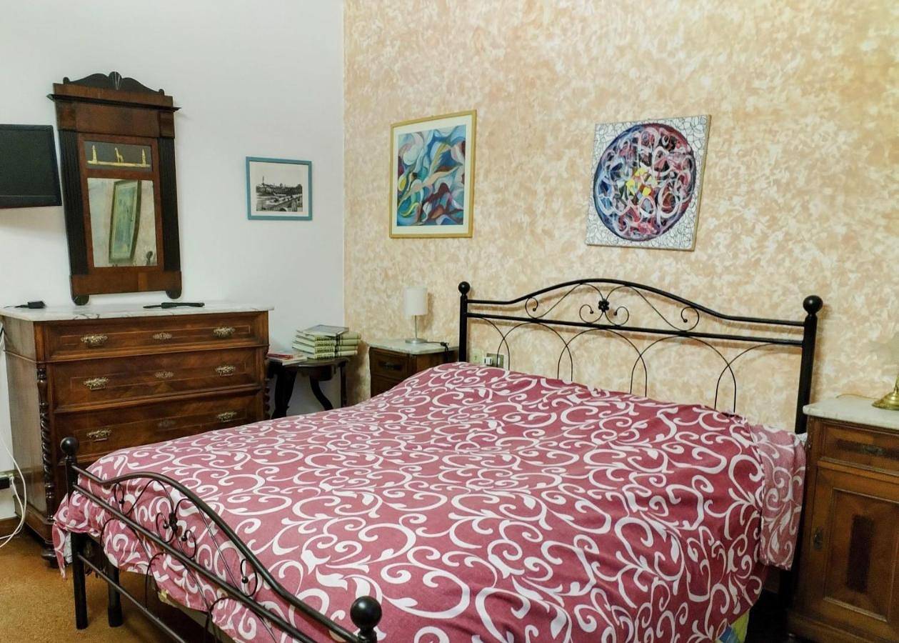 Double Room with Private Bathroom in San Donnino, Campi Bisenzio