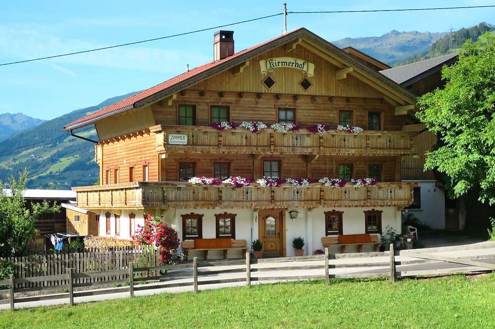 Ganze Wohnung, Kirmerhof in Hainzenberg, Zillertaler Alpen