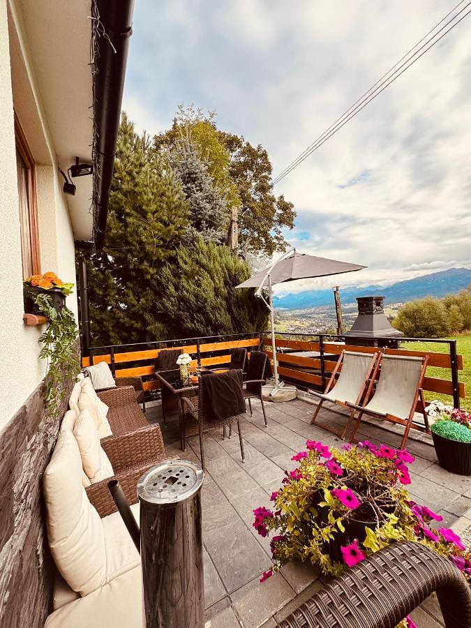 Dom dla 9 osób, z Balkon i Jacuzzi oraz Taras i Ogród w Poronin