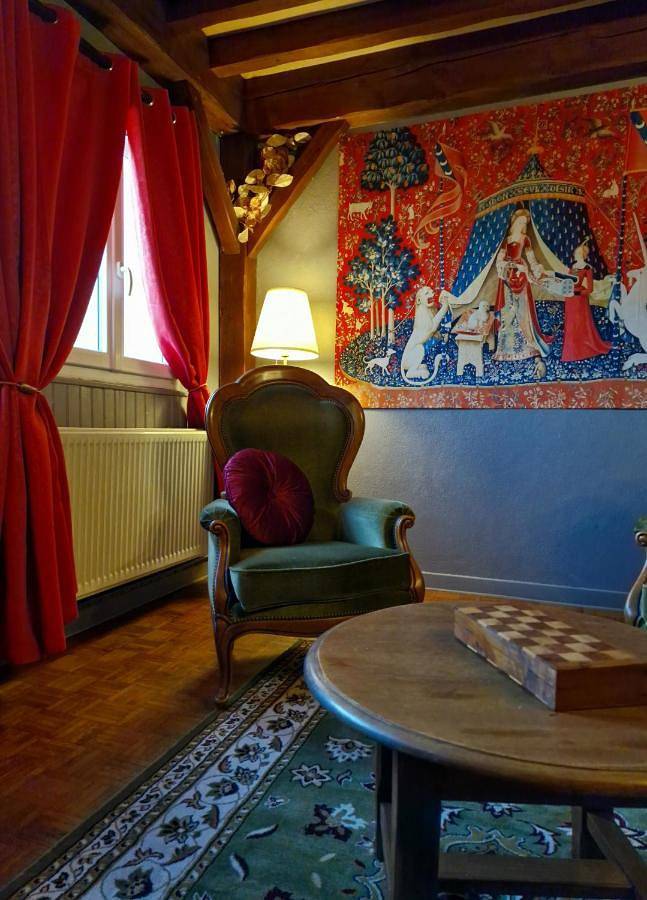 Appartement entier, One-Bedroom Apartment in Saint-Jean-Soleymieux, Montbrison