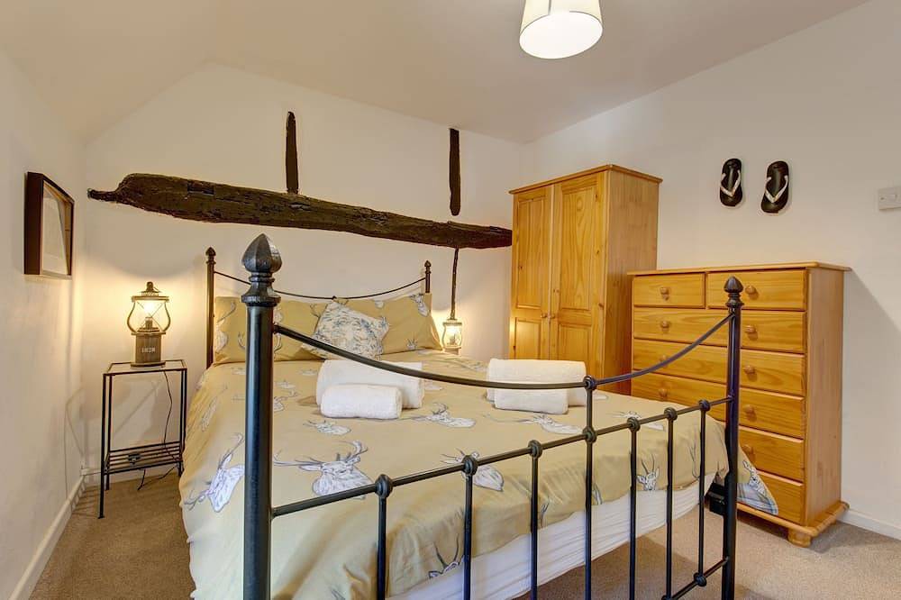 Lavender Cottage -  a self catering cottage that sleeps 4 guests  in 2 bedrooms in Stiffkey, Norfolk Coast