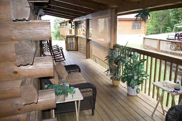 Log Cabin for 6 Guests in Douglas Lake, Jefferson County (TN), Picture 4