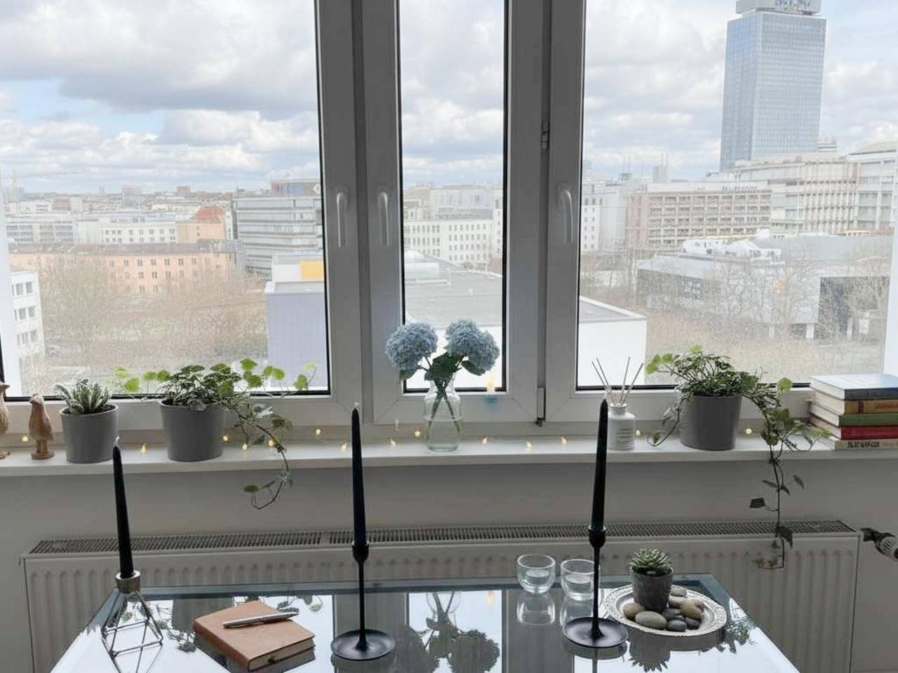 Entire apartment, Sunny Stay in Alexanderplatz in Mitte Berlin, Berlin