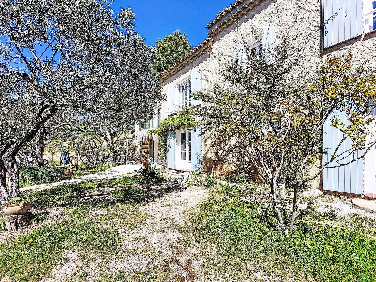 Maison 6 Personnes in Le Beausset, Côte méditerranéenne (France)