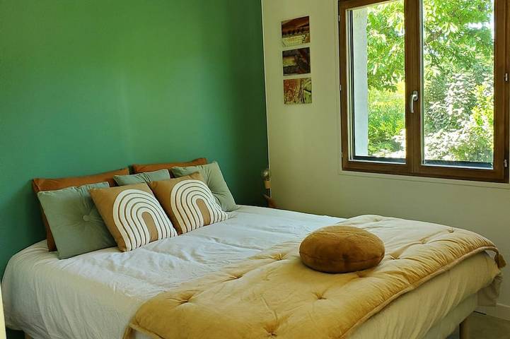 Location de vacances pour 2 personnes, avec terrasse et jardin à Saillans - 2