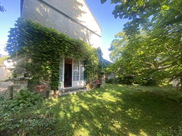 Gîte pour 2 personnes, avec jardin dans Île de France