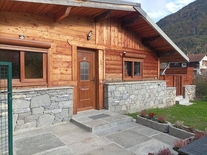 Chalet pour 4 personnes, avec vue et balcon
