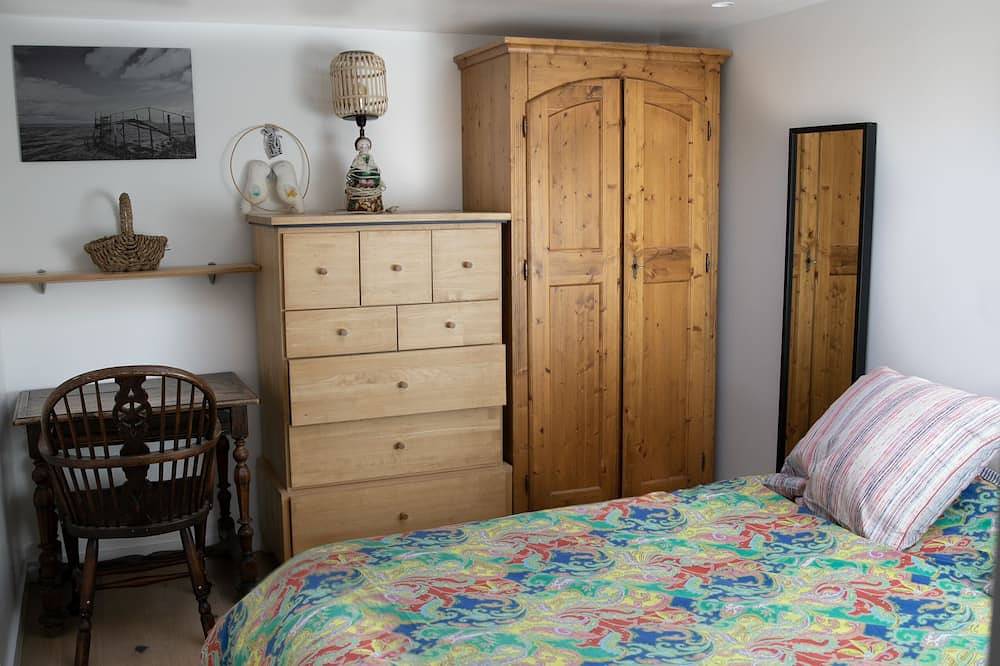 Entire apartment, The happiness studio in Veyrier-du-Lac, Annecy region