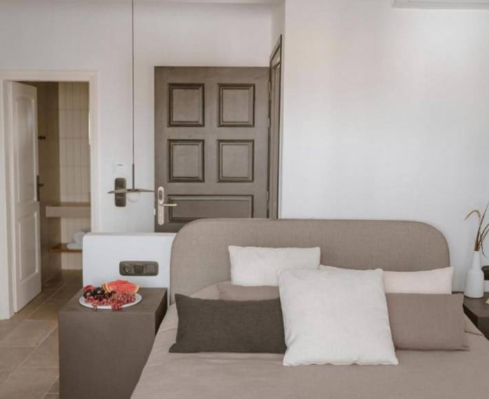 Location de vacances pour 2 personnes, avec Vue sur l’océan ainsi que Balcon et Terrasse dans Agia Anna - 2