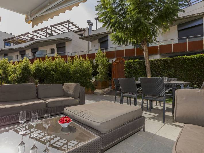 Location de vacances pour 10 personnes, avec bassin pour enfant ainsi que jardin et sauna à Cambrils - 4