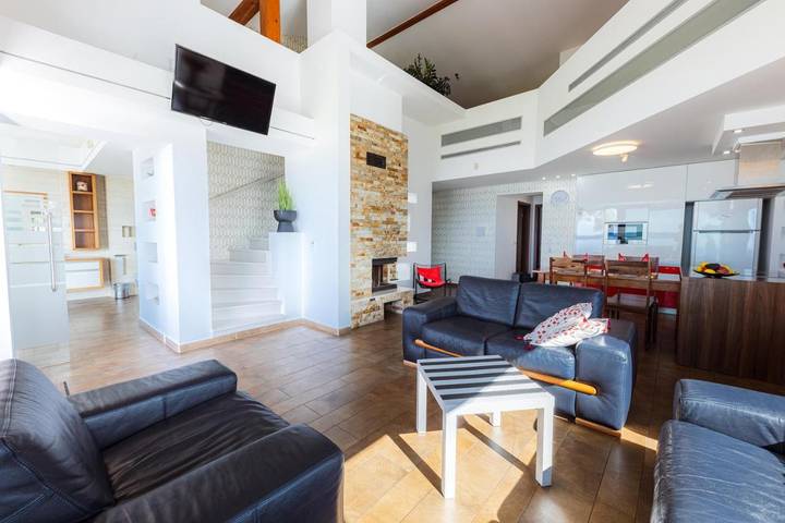 Ferienhaus für 8 Personen, mit Whirlpool und Terrasse sowie Garten und Seeblick in Balatonboglar - 3