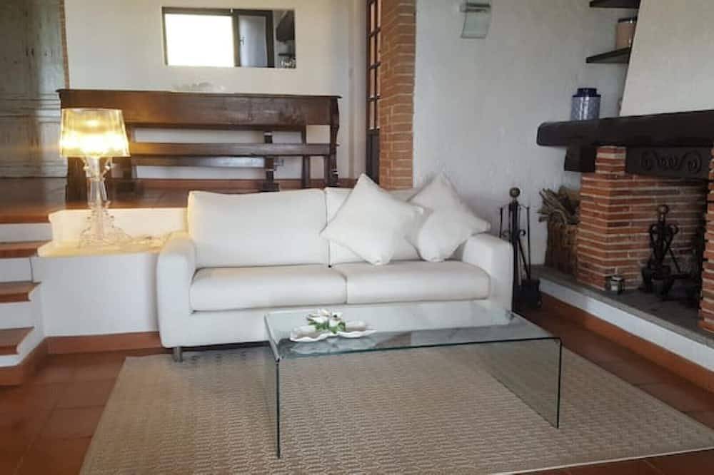Villa with amazing sea view in Giannella, Provincia de Grosseto