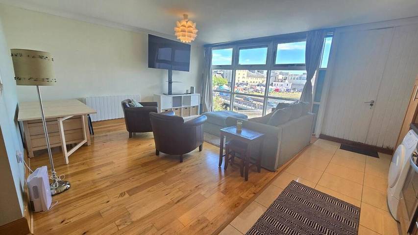 Apartamento para 4 personas, con vistas y balcón en Galway