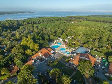 Mobil home pour 6 personnes, avec bassin pour enfant et sauna à Sanguinet