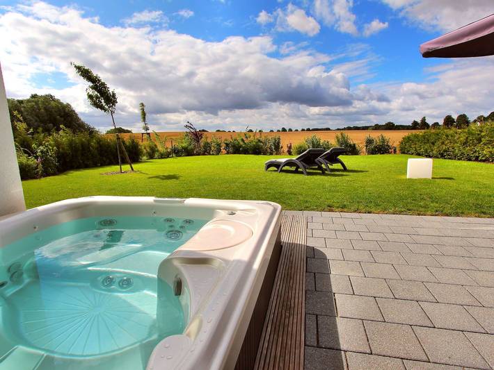 Ferienwohnung für 5 Personen, mit Sauna und Ausblick sowie Terrasse und Garten, mit Haustier - 1