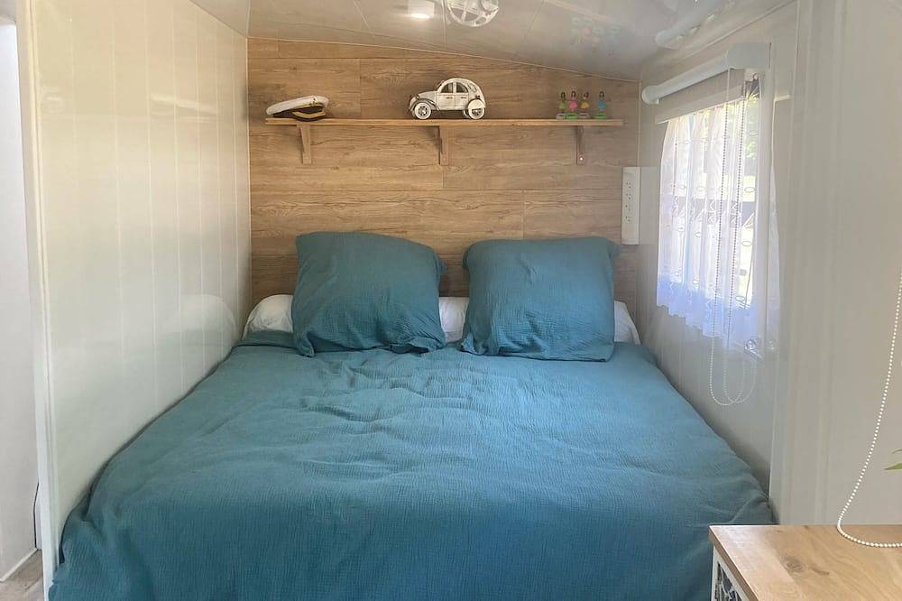 Péniche Marie-Lou in Venette, Oise