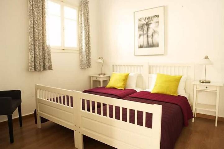 Location de vacances pour 6 personnes, avec terrasse et jardin, animaux acceptés dans Adamas - 2