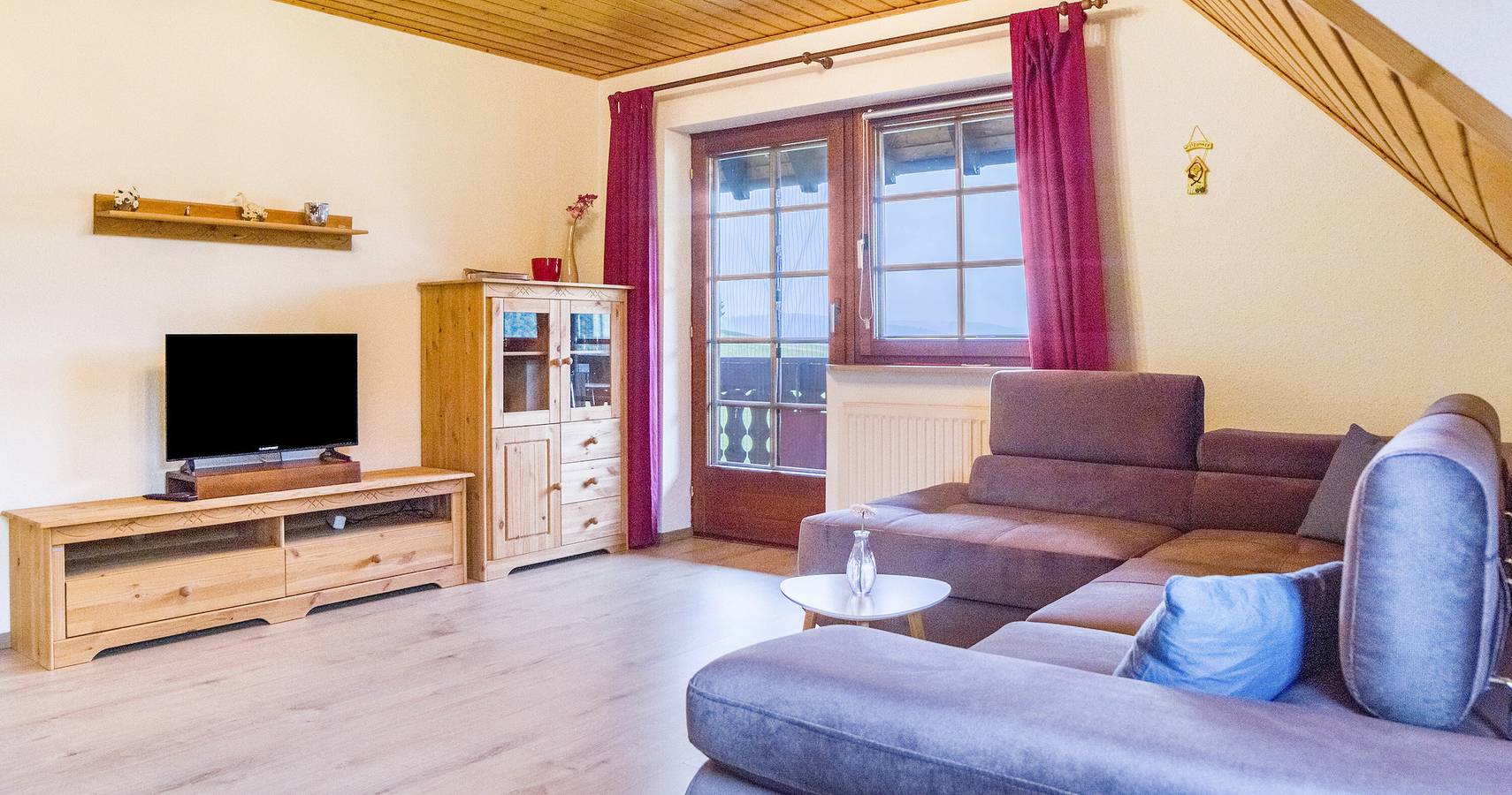 Ganze Wohnung, Ferienwohnung "Morgenrot" mit Balkon & Wifi, haustierfreundlich in Suedlicher Schwarzwald, Eisenbach