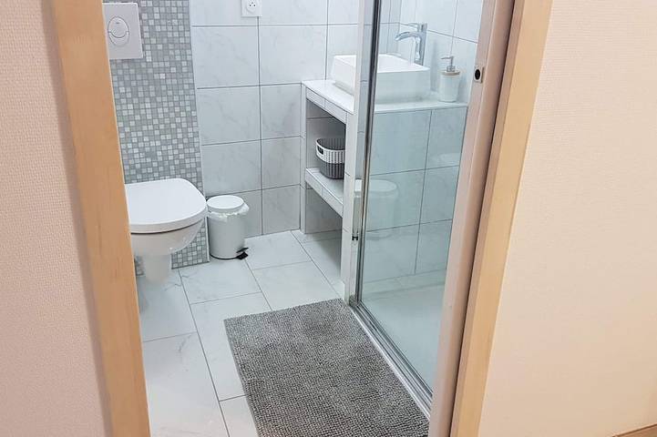 Gîte pour 2 personnes, avec terrasse et jacuzzi à Champeix - 4