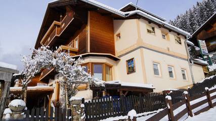 Chalet für 7 Personen, mit Terrasse und Garten, mit Haustier in Hippach