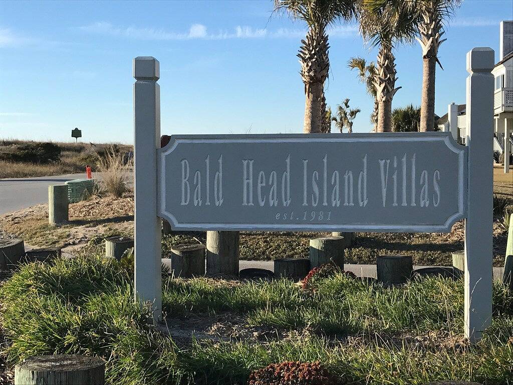 Renovated! Both club options available! Great location next to beach & Bhi Club! in Bald Head Island, Brunswick County
