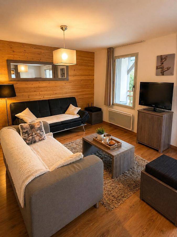 Appartement entier, Résidence Clos St-Hilaire 88m2 - Terrasse 12m2 in Vignec, Parc national des Pyrénées