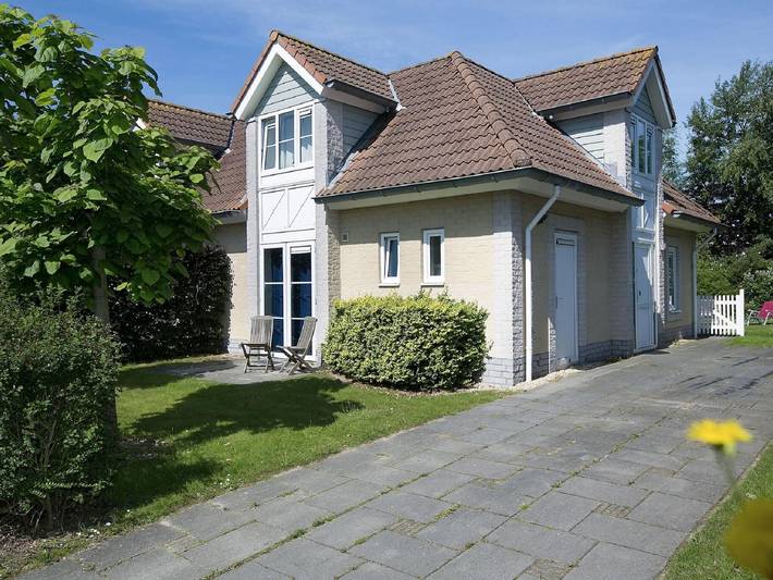 Ferienhaus für 8 Personen, mit Terrasse und Garten sowie Pool und Sauna in Noord-Beveland