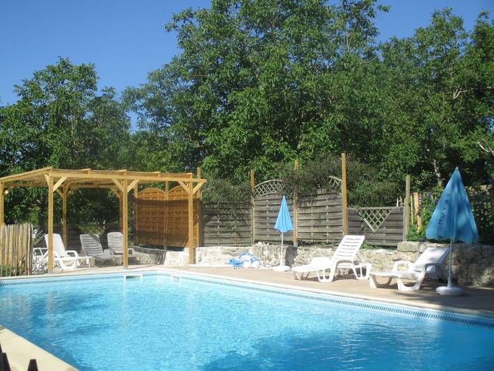 Chambre d’hôte pour 4 personnes, avec jardin et piscine