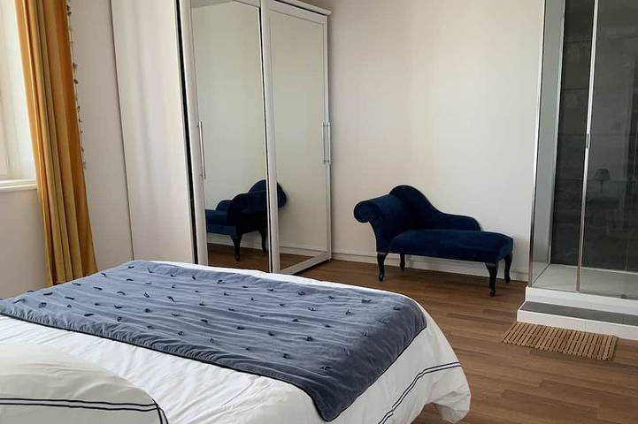 Location de vacances pour 13 personnes, avec Terrasse et Jardin à Sibiril - 3