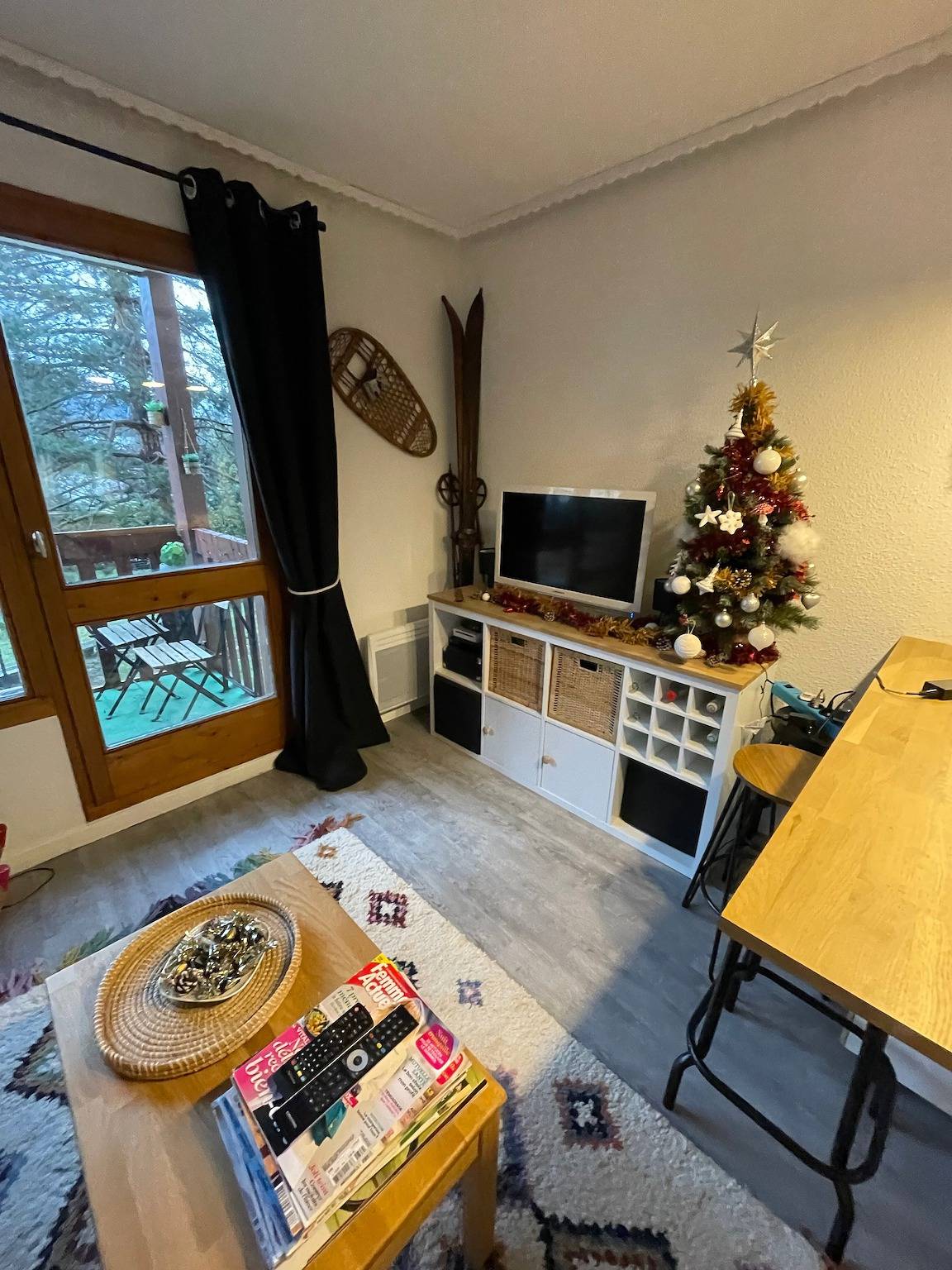 Ganzes Studio, Einzimmerapartment 'Le Solaret' mit Bergblick und Balkon in Bourg-Saint-Maurice, Albertville und Umgebung