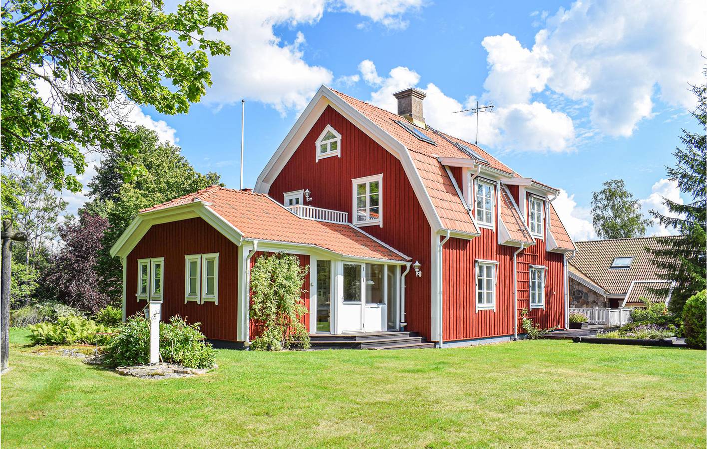 Hus för 10 Personer, med sjöutsikt samt bastu och trädgård och terass