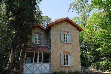Gîte pour 5 personnes, avec terrasse à Salles-d'Aude