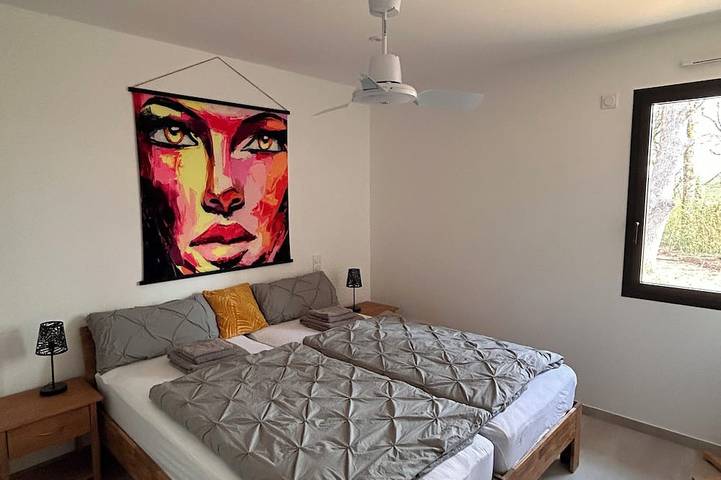 Location de vacances pour 8 personnes, avec piscine à Saint-Jean-de-Laur - 3