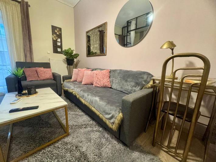 Gîte pour 7 personnes, avec jardin dans Itéa