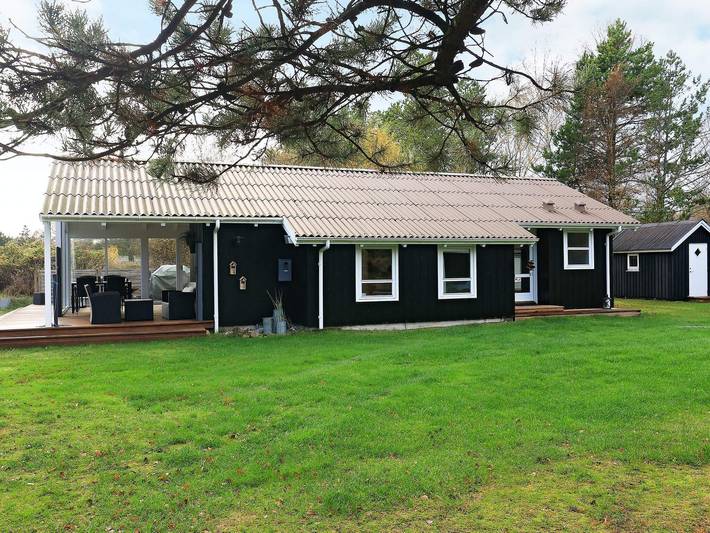 Feriehus for 5 personer, med Terrasse i Jerup