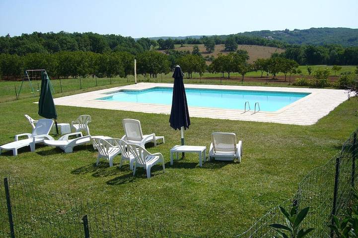 Location de vacances pour 8 personnes, avec jardin et balcon à Salviac