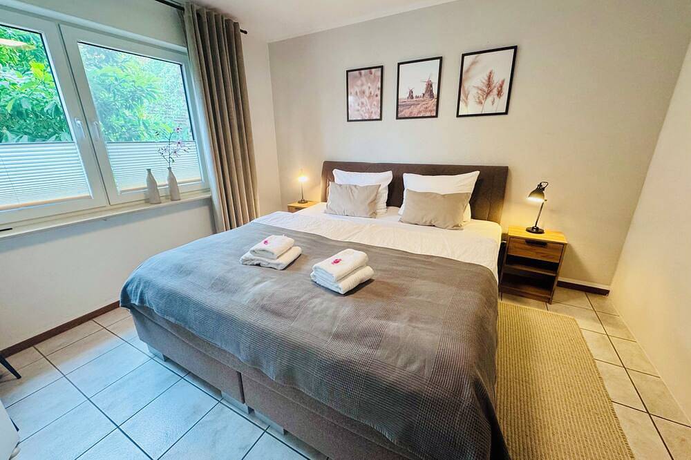 Ganze Wohnung, Stylisches Apartment, Sauna and Wellness in Lübbecke, Wiehengebirge