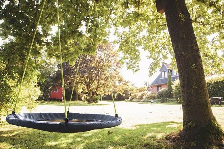 Ferienwohnung für 4 Personen, mit Terrasse und Garten sowie Sauna