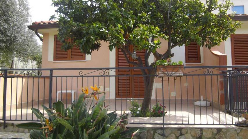 Gîte pour 4 personnes, avec terrasse à Agnone Cilento - 2