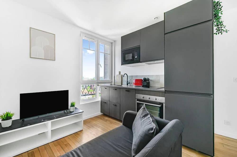 Entire apartment, Sublime apartment La Défense Paris Gare 2Pers in Nanterre, Hauts-de-Seine