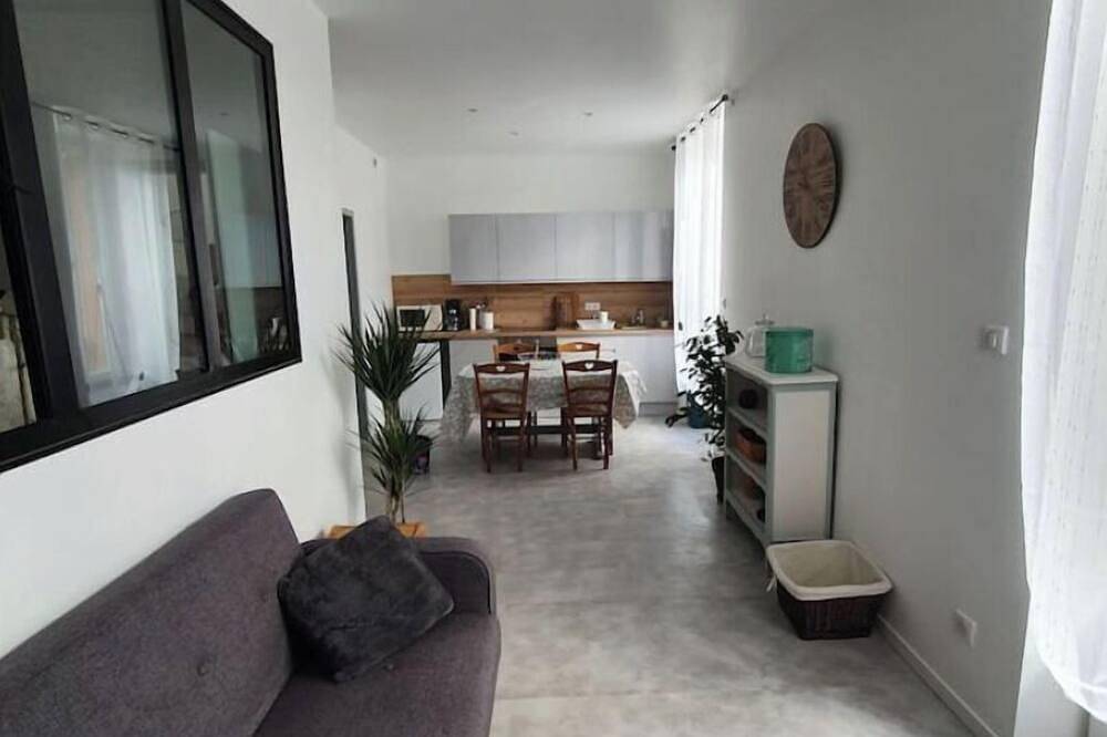 Roanne center, renovated apartment. in Roanne, Région de Roanne